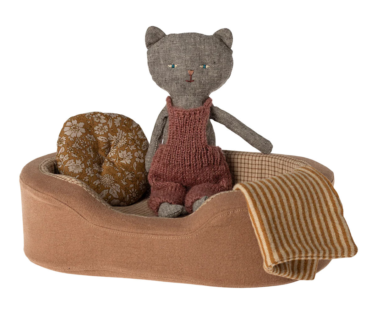 Cozy Basket, Small - Brown - Maileg