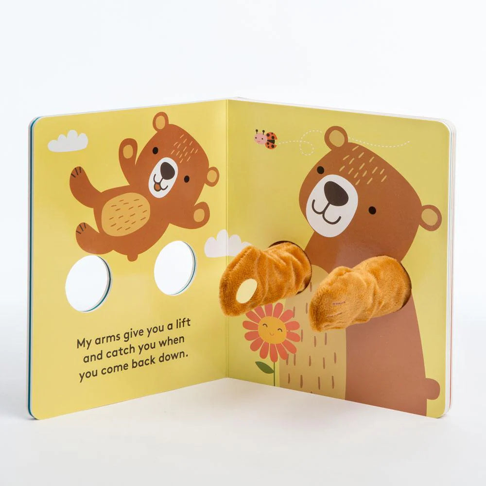 Hug Me Little Bear: Finger Puppet Book