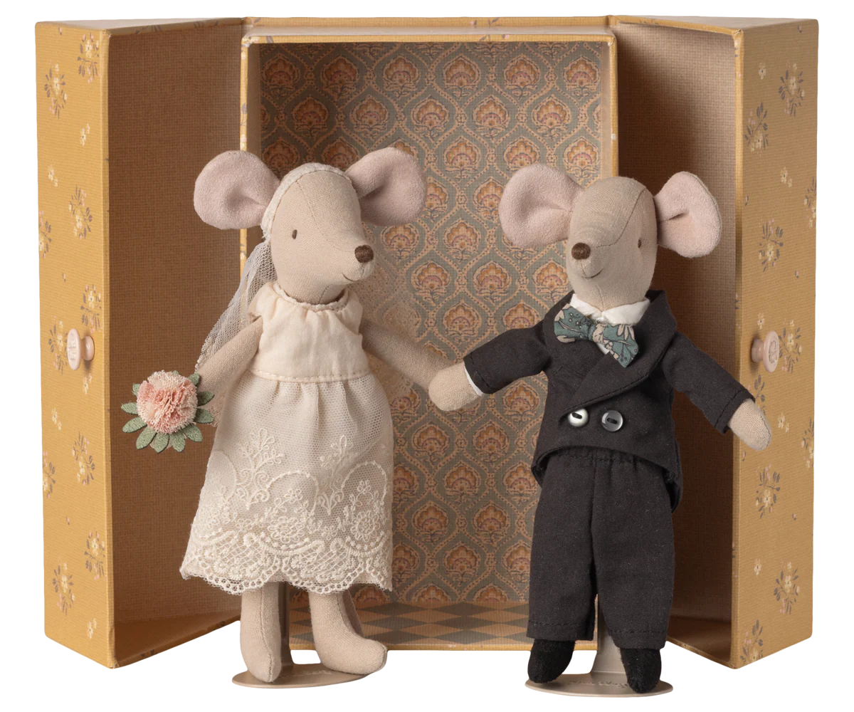 Wedding mice couple in box, Mum and Dad - Maileg
