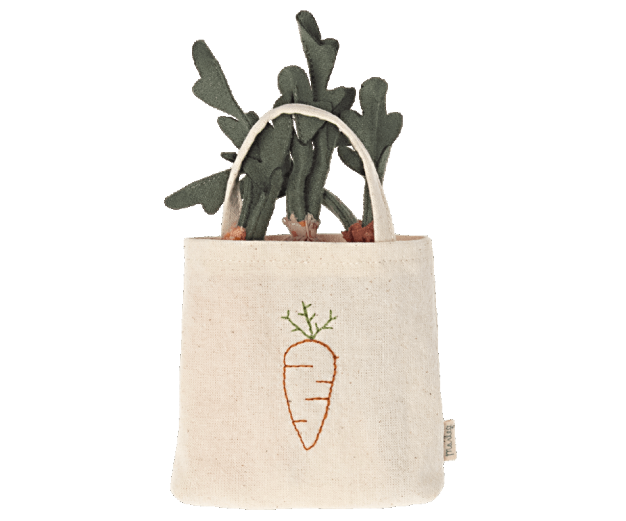 Carrots in a Shopping Bag - Maileg World