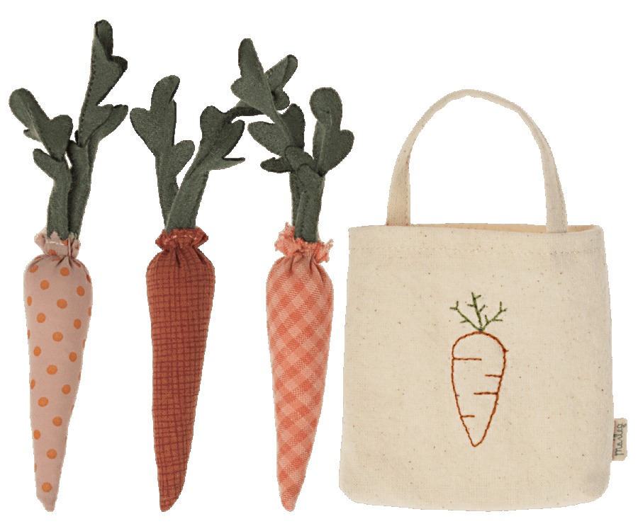Carrots in a Shopping Bag - Maileg World