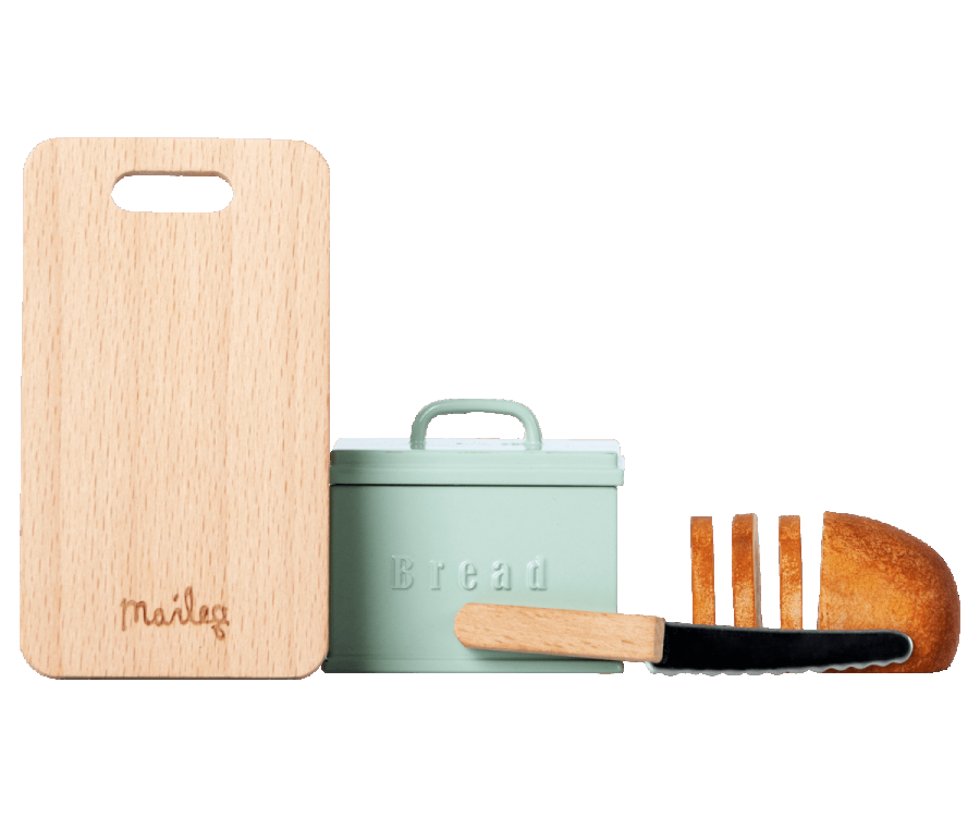 Miniature Bread box with cutting board and knife - Maileg